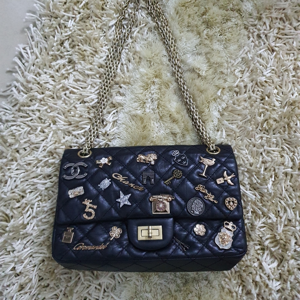 CHANEL LUCKY CHARMS 2.55 REISSUE 225 FLAP BAG